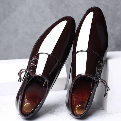 Elegant Men's Dress Shoes - Premium Business Leather Lace-up Brogue Footwear for Formal Events and Weddings